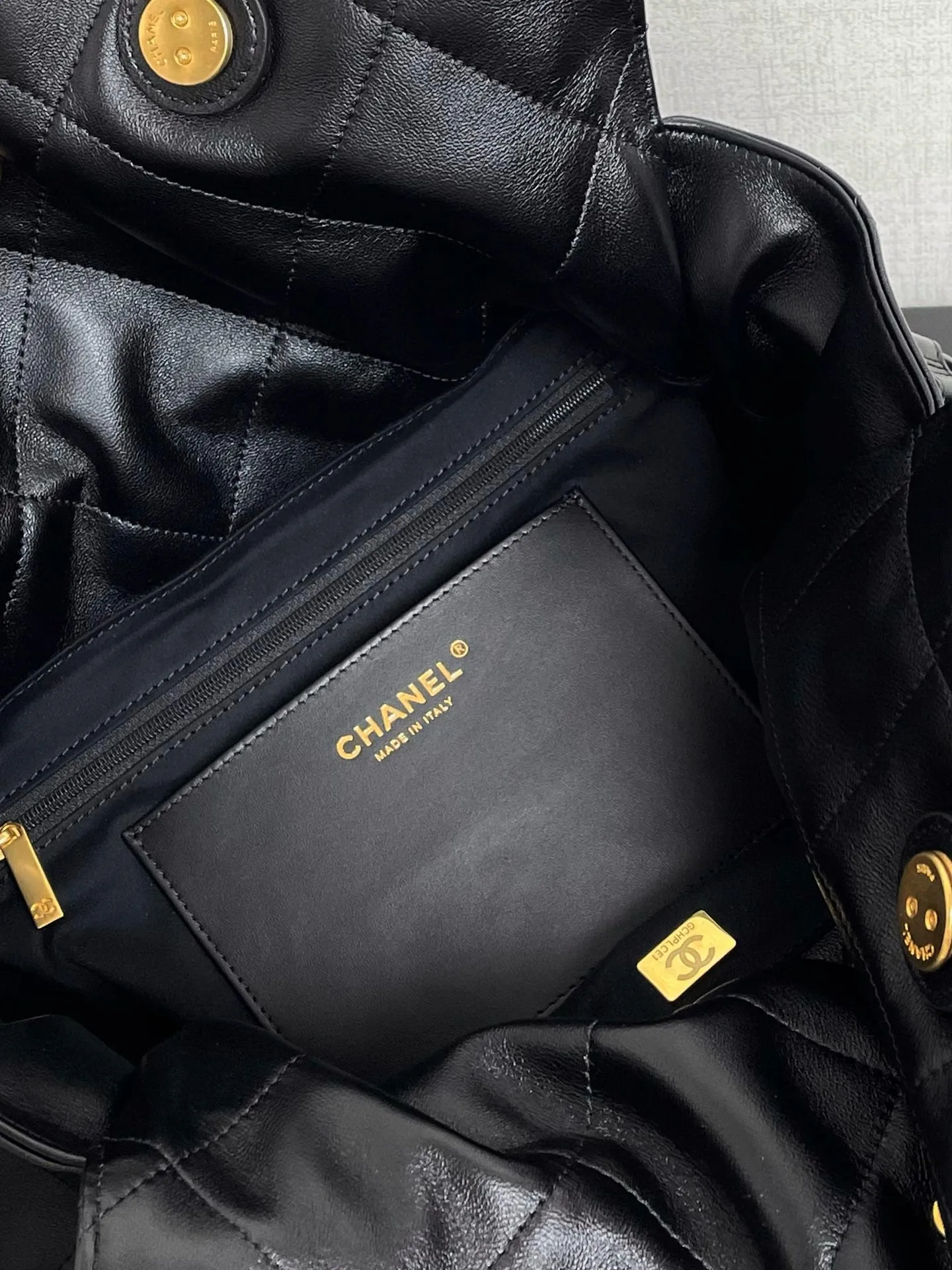 CC1051 Shopping Bag / HIGHEST QUALITY VERSION / 13.4 x 14.2 x 4.7in