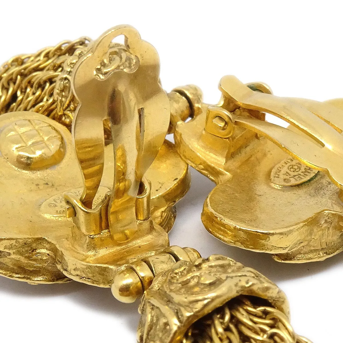 CHANEL 1994 Filigree Tassel Earrings Clip-On Gold 90949