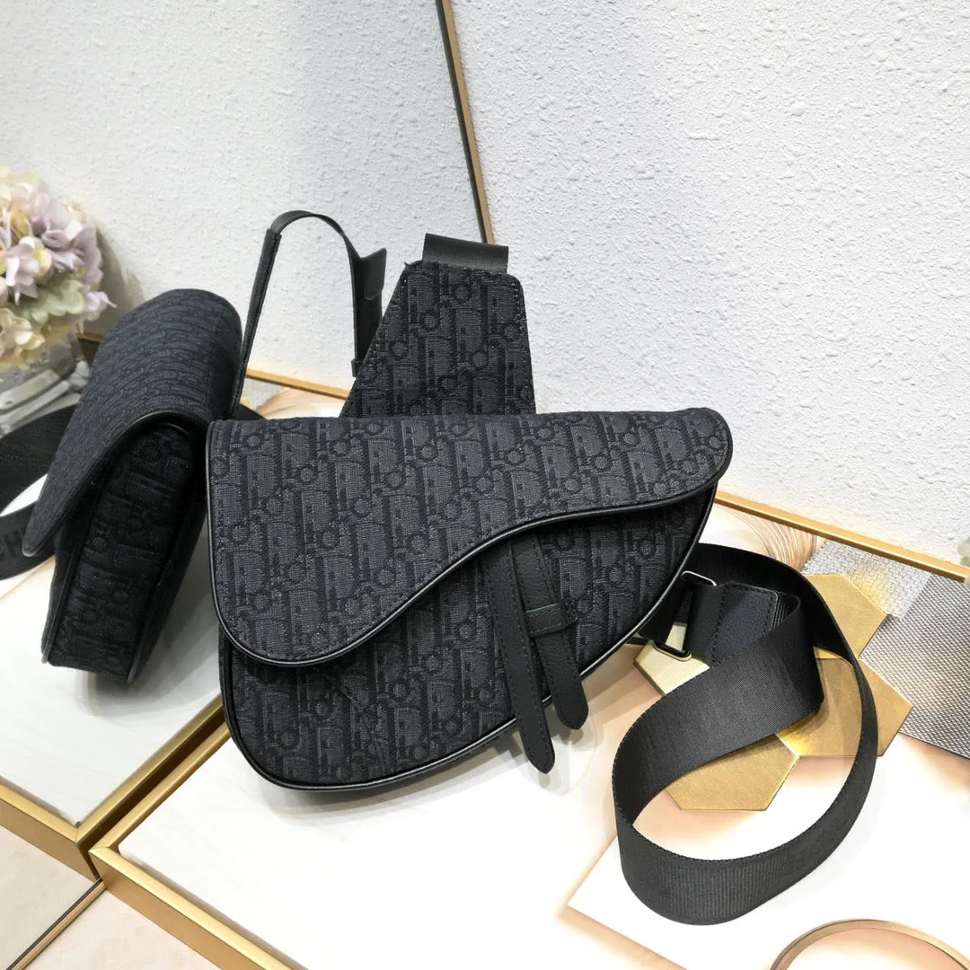 DR314 Saddle Bag / 7.8x11x2inch