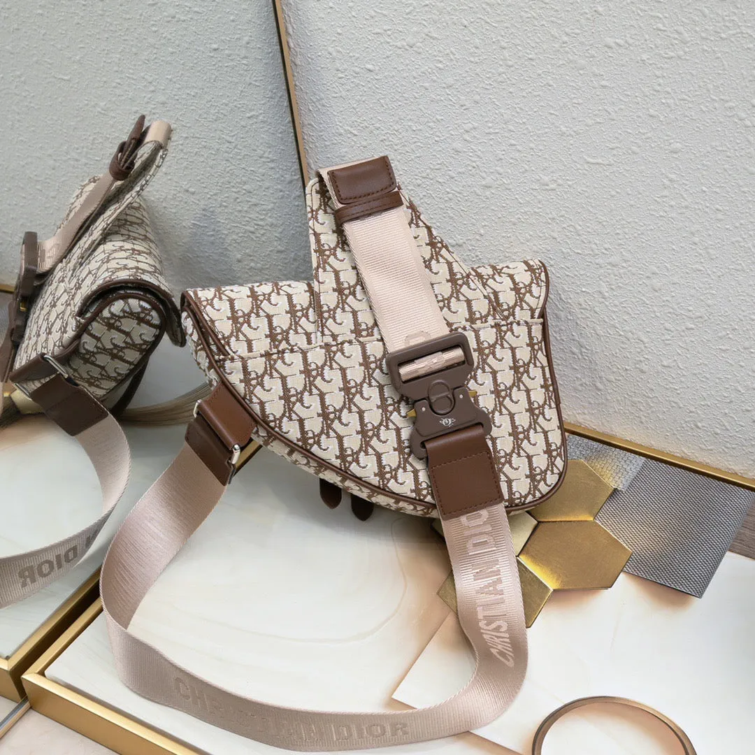 DR314 Saddle Bag / 7.8x11x2inch