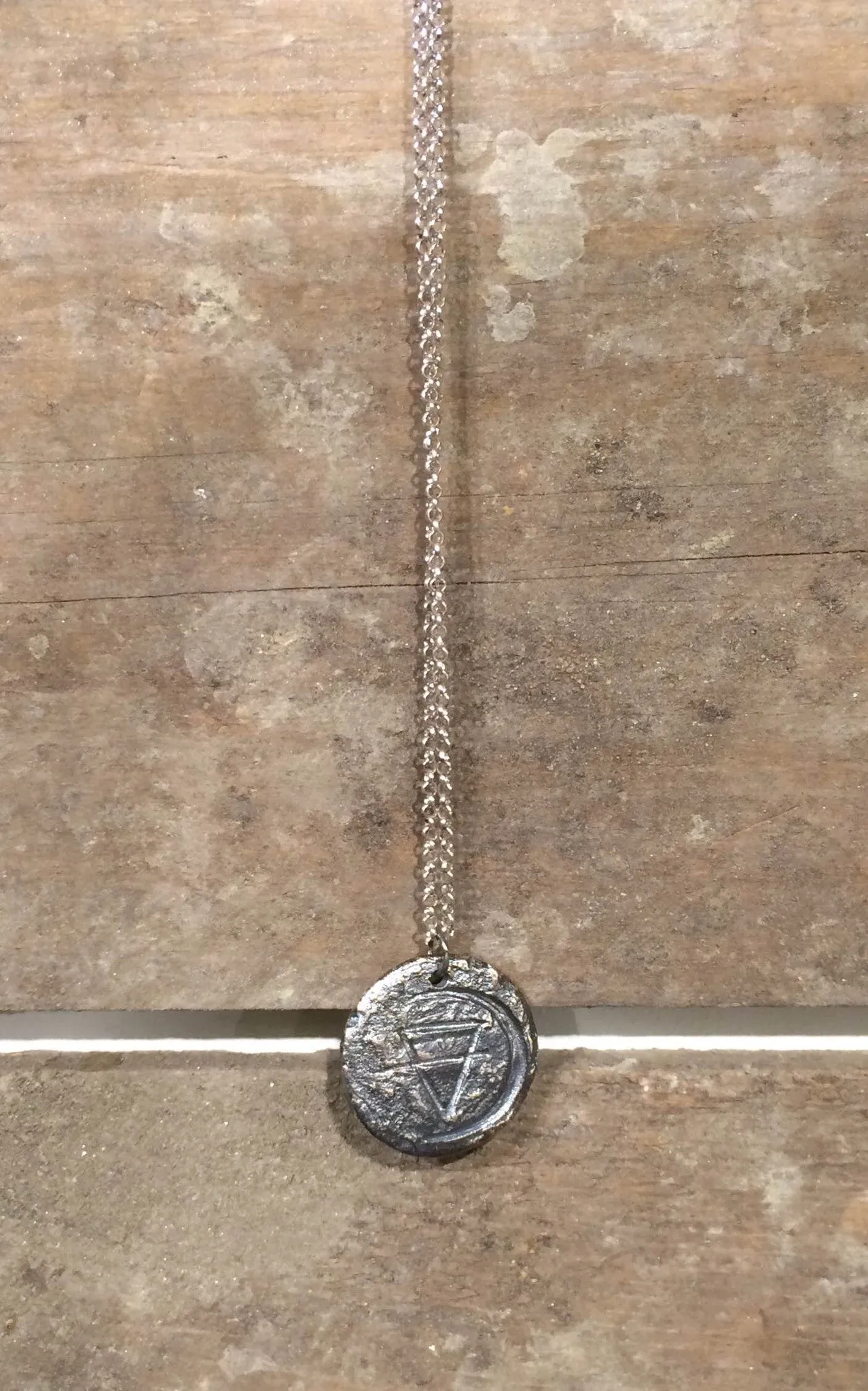 ELEMENT NECKLACE