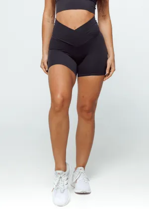 Essence Cross Shorts - Graphite
