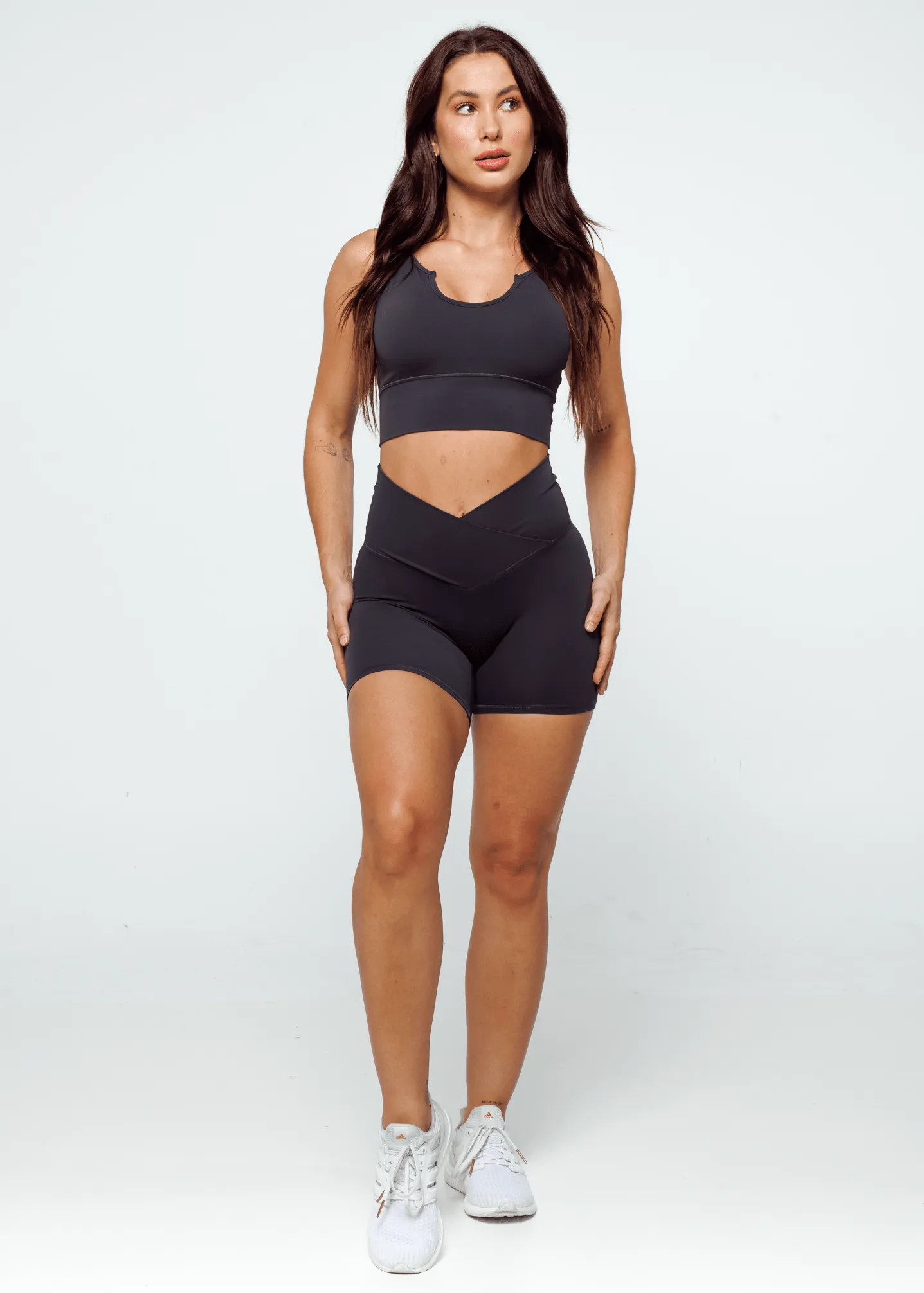Essence Cross Shorts - Graphite
