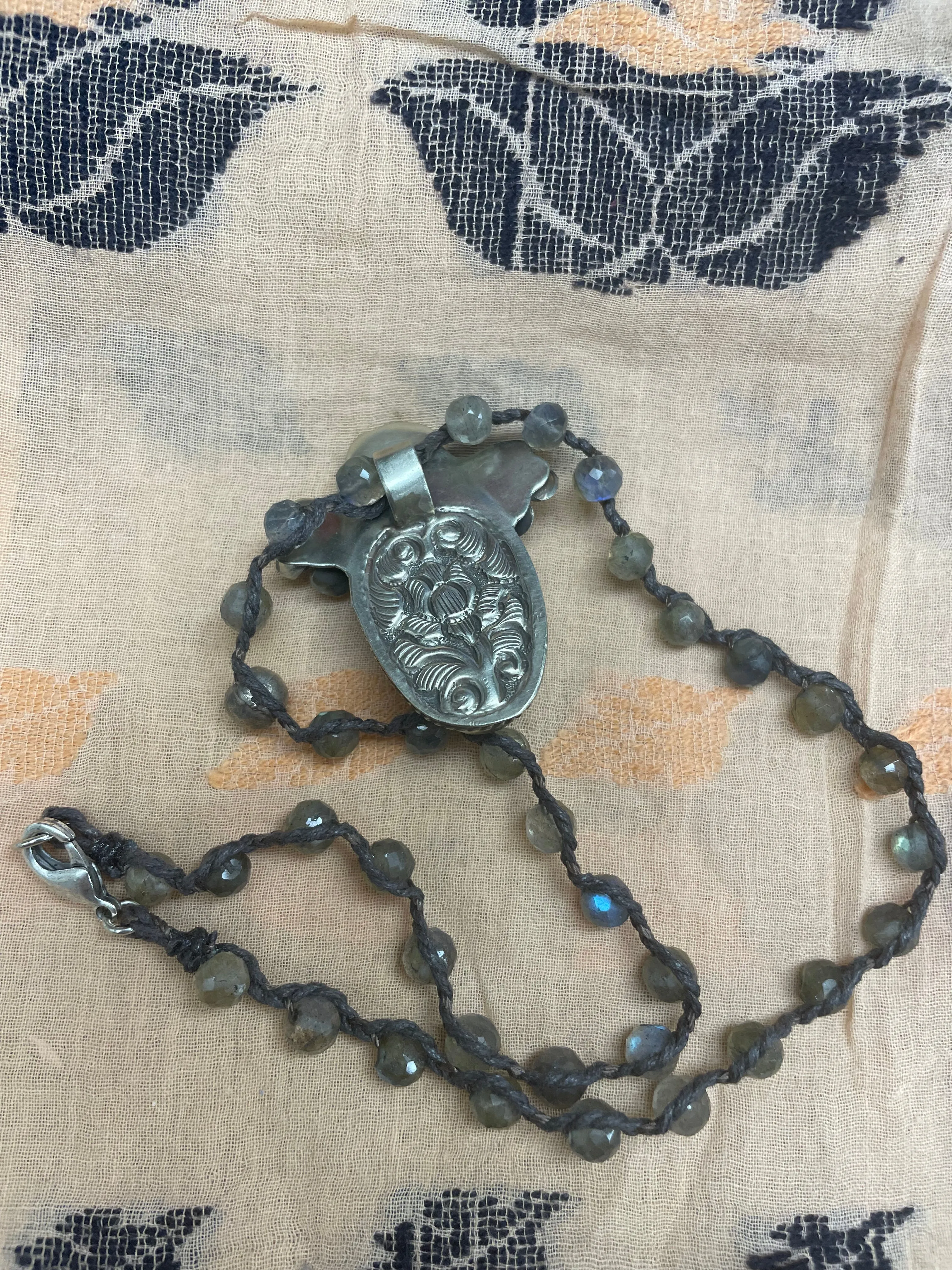 Floral Skull Carved in Labradorite Short Necklace
