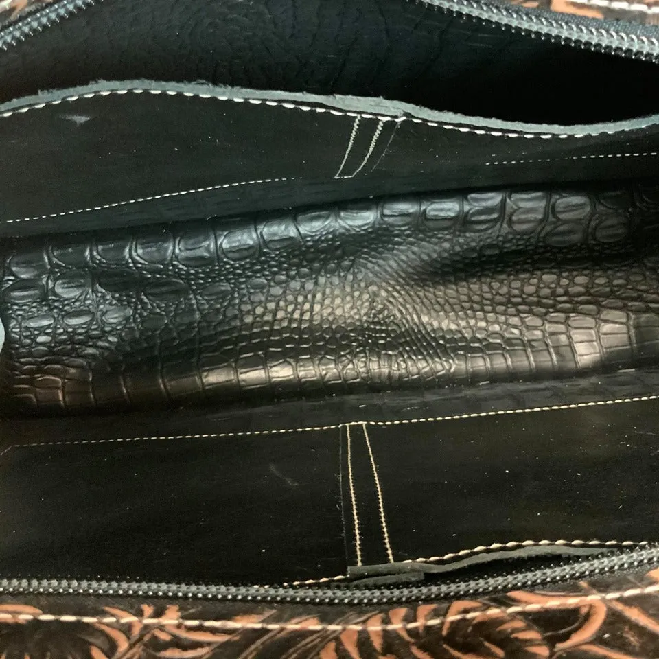 Get Outta Town Hybrid Tote - #16596