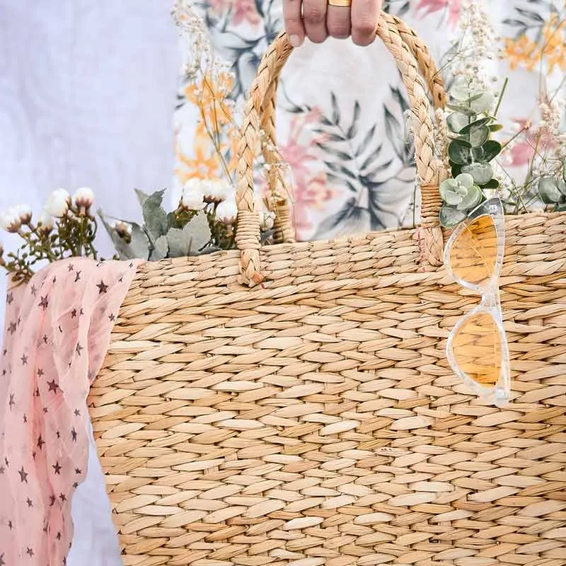 Handwoven Natural Grass Shopping Bag