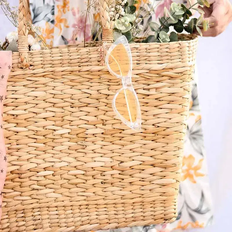 Handwoven Natural Grass Shopping Bag