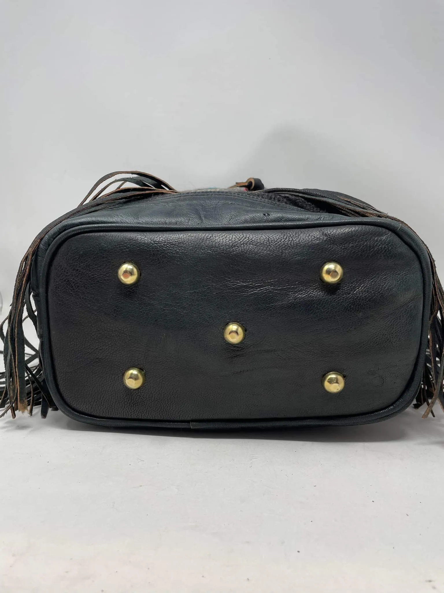 KILIM BUCKET FRINGE BAG