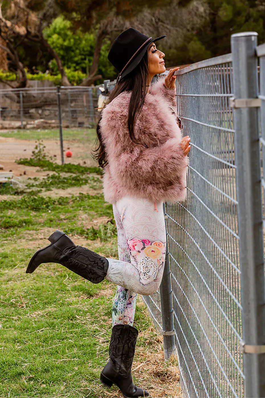 Rebirth Barefoot Legging