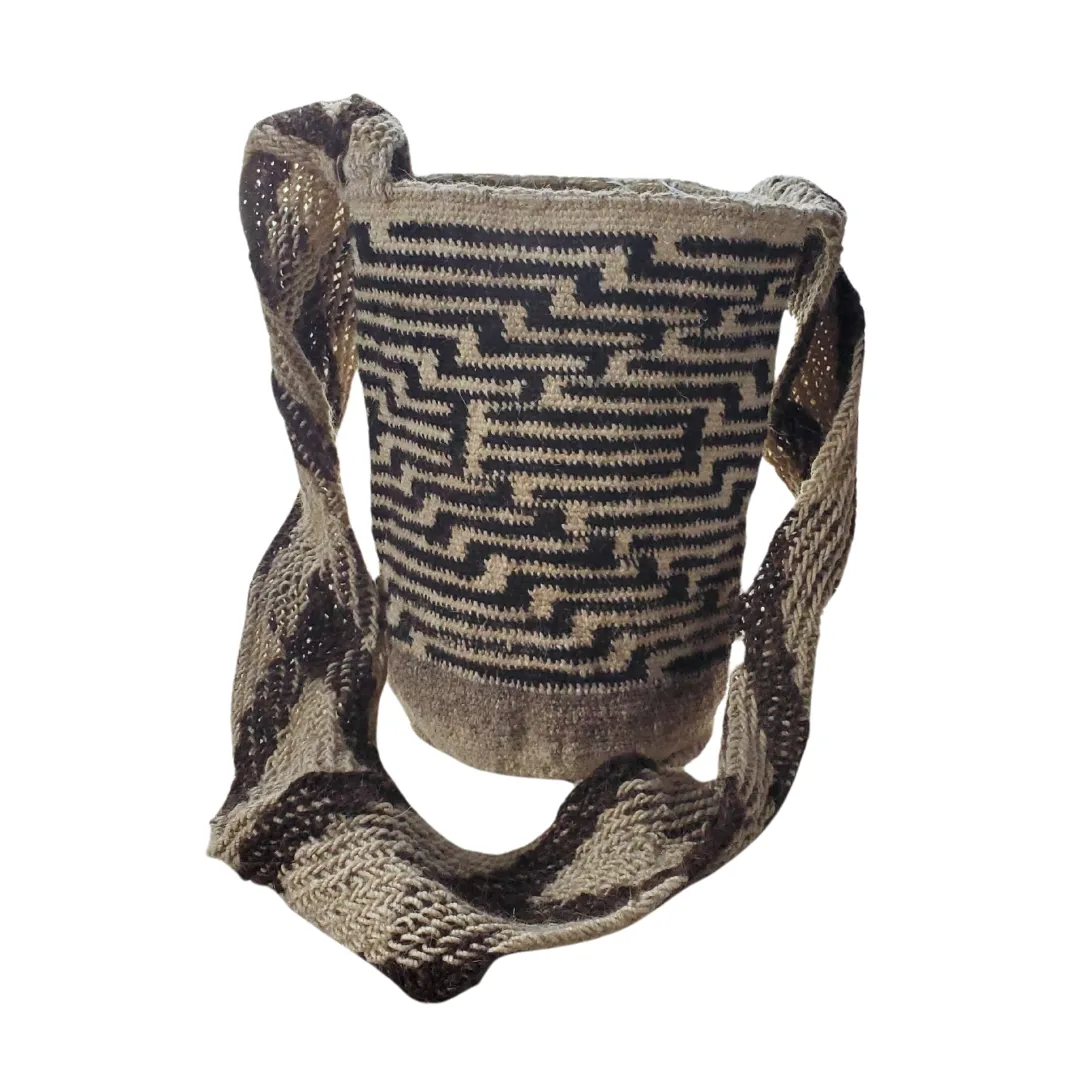 Sheep Wool Bag, Woven, natural dyed. Indigenous Made by Arhuaco Women of Colombia