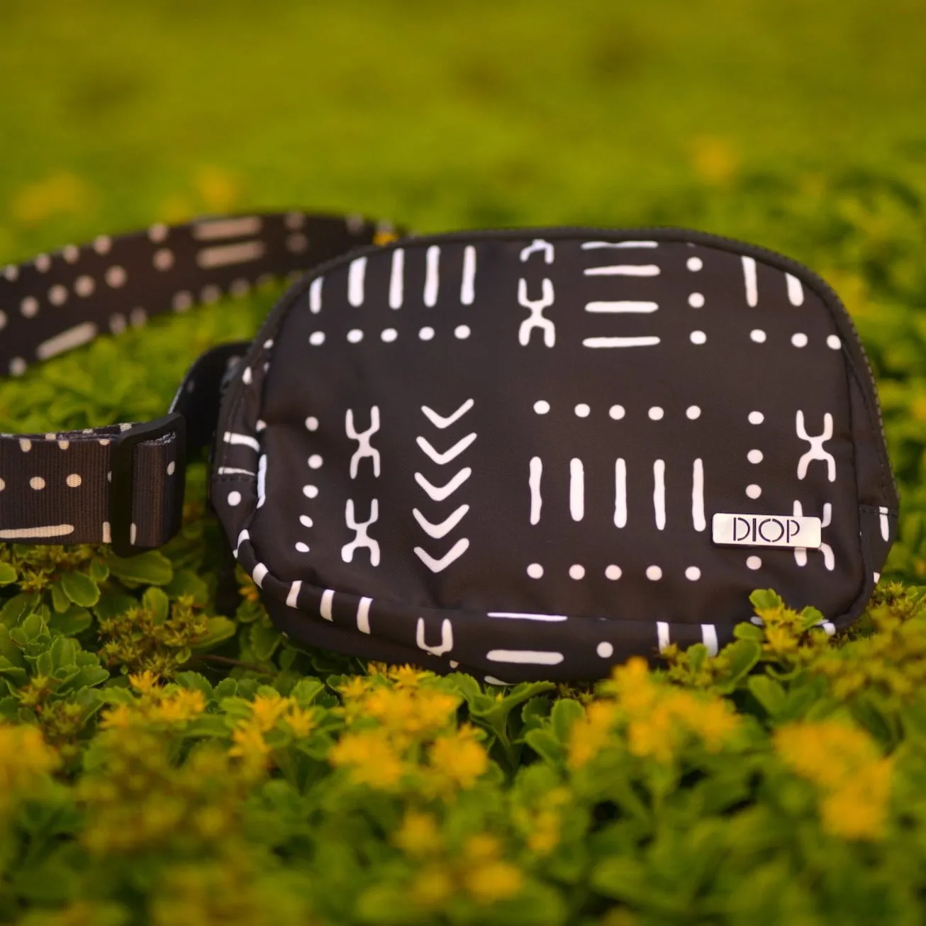 The Mud Black Fanny Pack